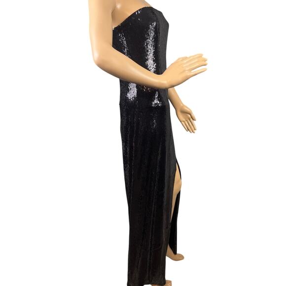 Chelsea 28 Sequined  Column Gown Black  M NWOT New Years Giftable Sophisticated - Picture 2 of 8